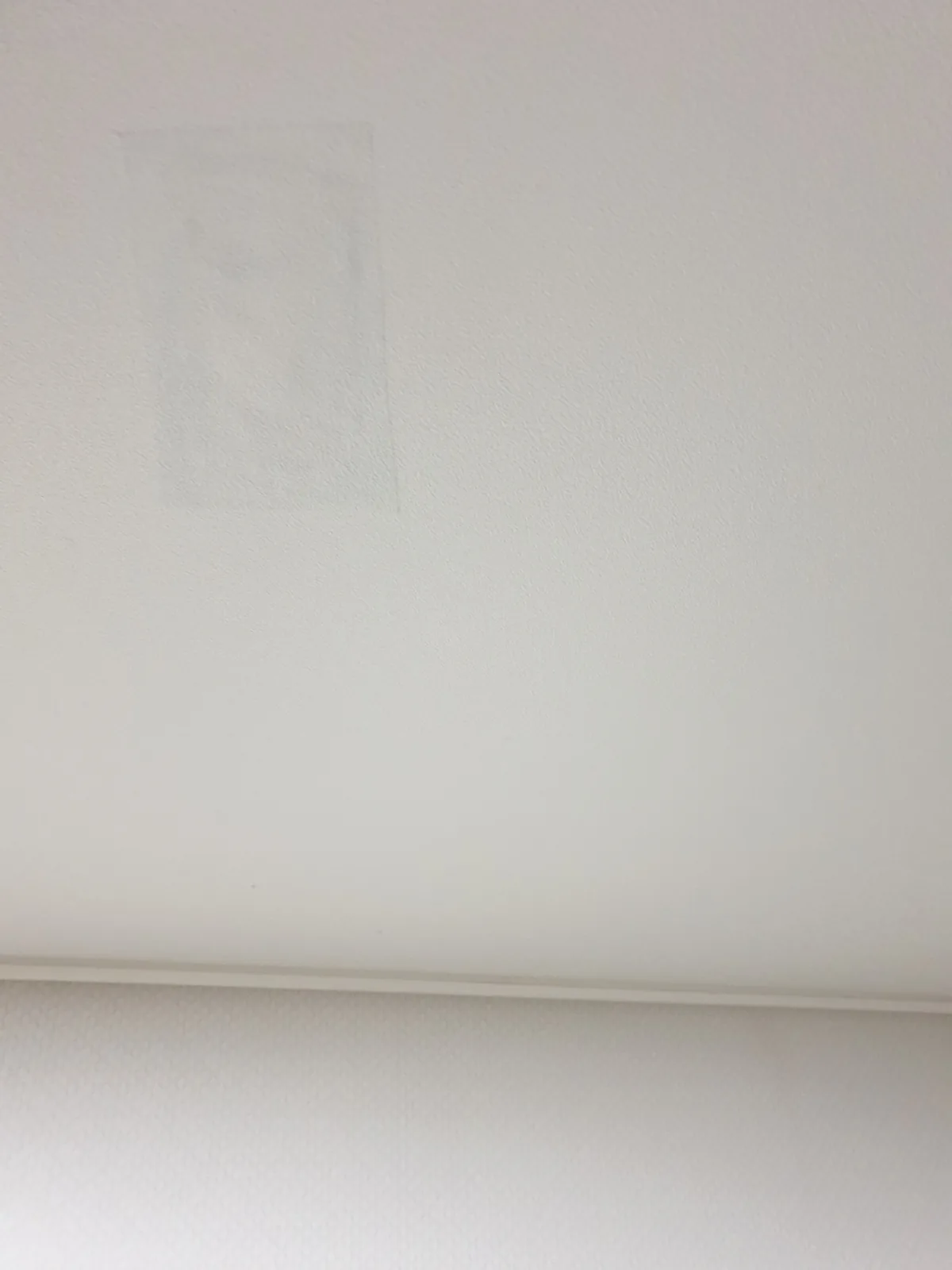 석고보드 손상부 보수도배 시공 후